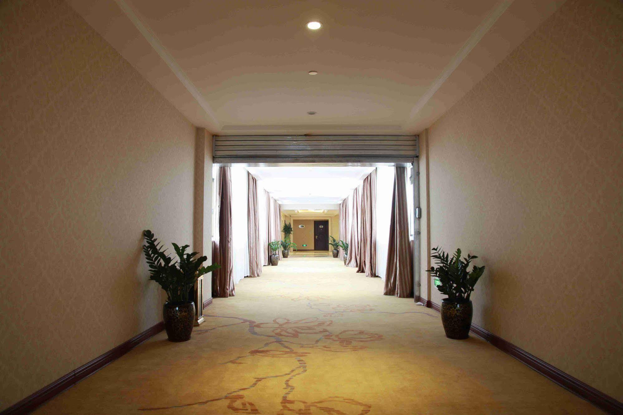Vienna Hotel Shanghai Pudong Airport Eksteriør billede